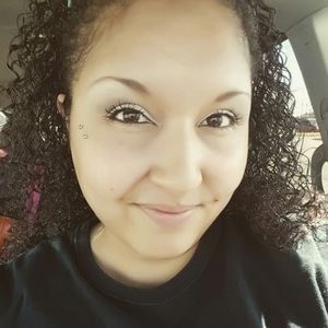 Meet your Posher, Ari